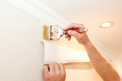 Pose de papier peint à Schneckenbusch — revêtements muraux et toiles de verre
